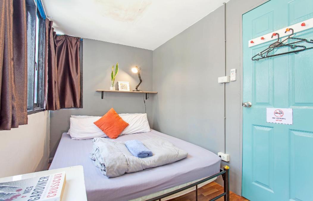Miku Guesthouse Bangkok Dış mekan fotoğraf