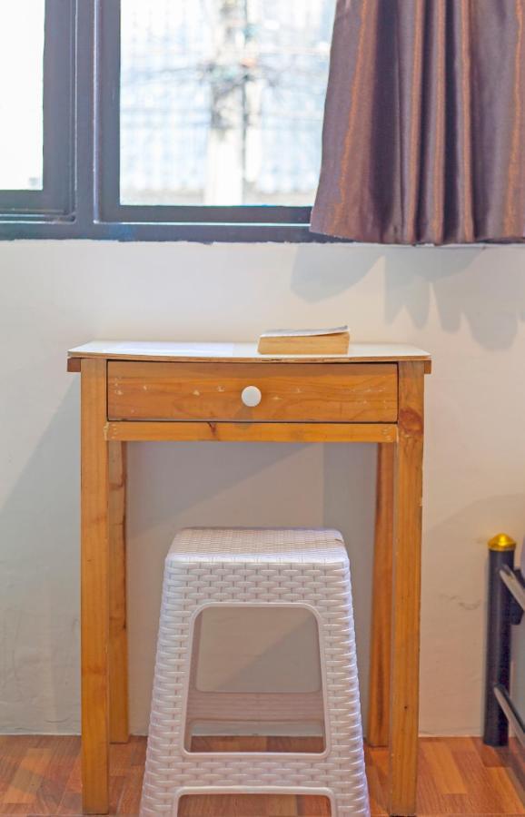 Miku Guesthouse Bangkok Dış mekan fotoğraf