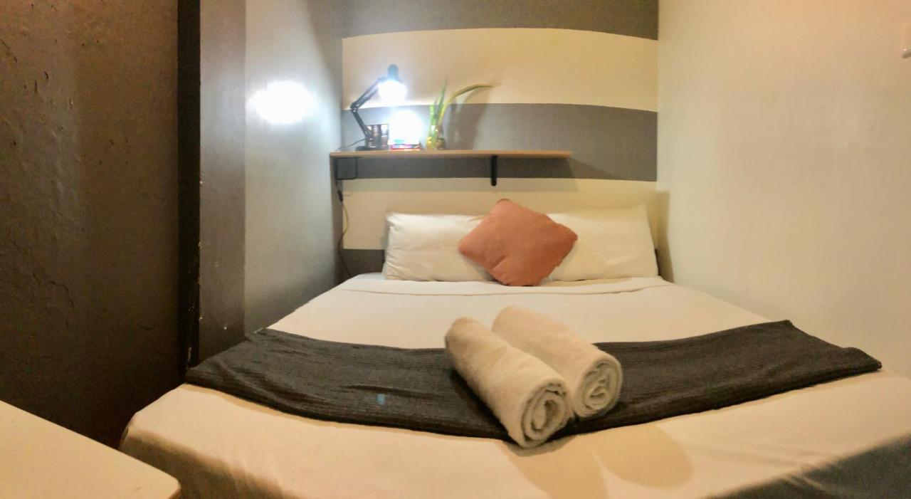 Miku Guesthouse Bangkok Dış mekan fotoğraf