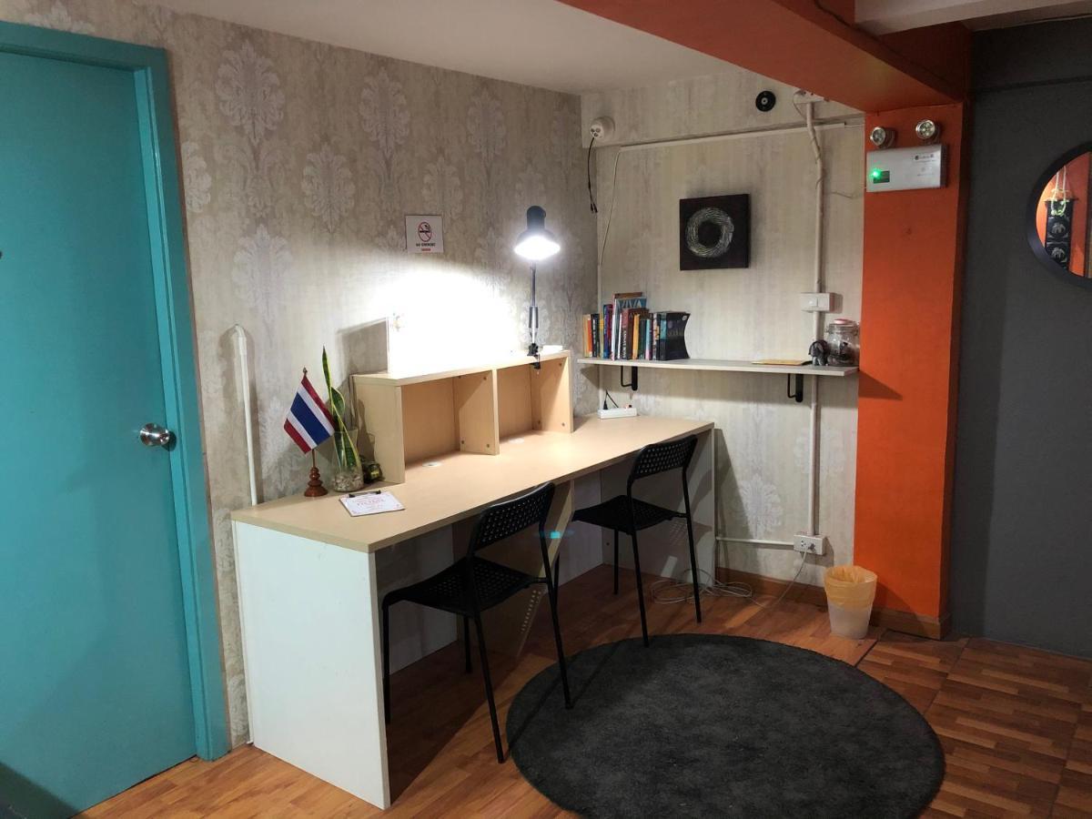 Miku Guesthouse Bangkok Dış mekan fotoğraf