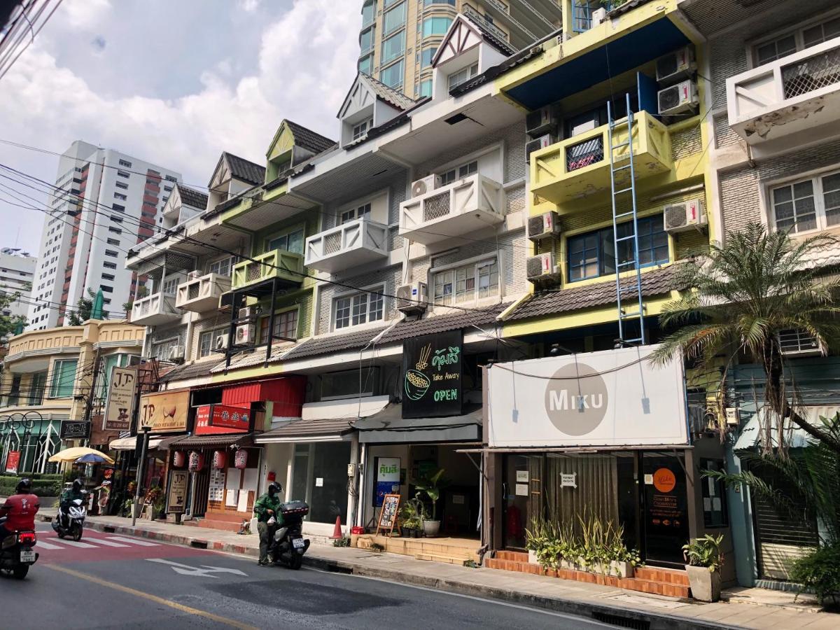 Miku Guesthouse Bangkok Dış mekan fotoğraf