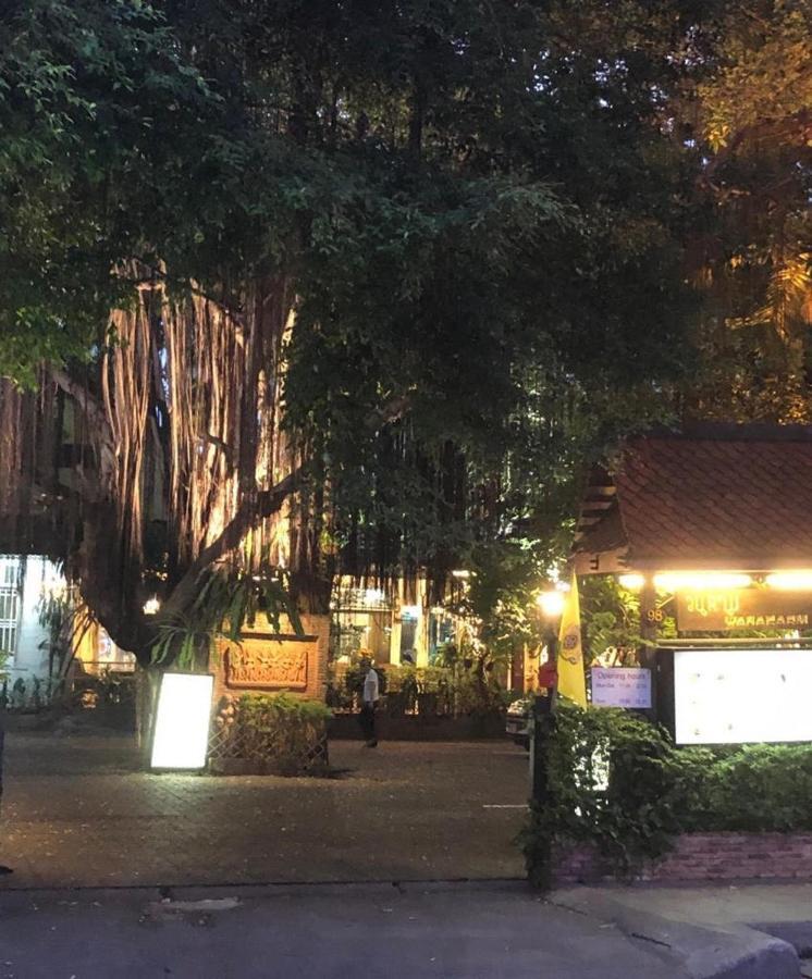 Miku Guesthouse Bangkok Dış mekan fotoğraf